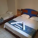 Uslan Hotel Kusadasi